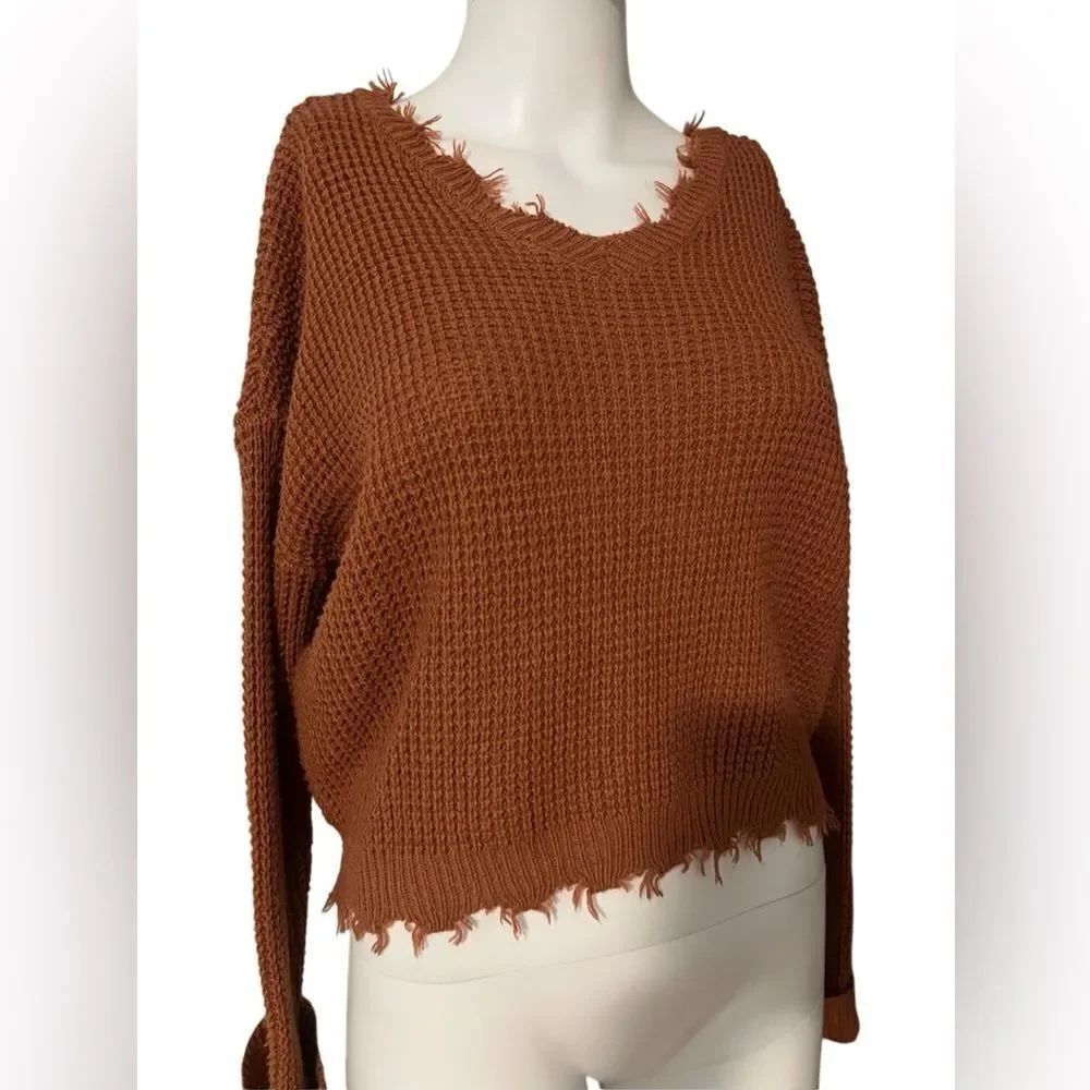 Moon & Madison Frayed Hem Brown Sweater Size XS